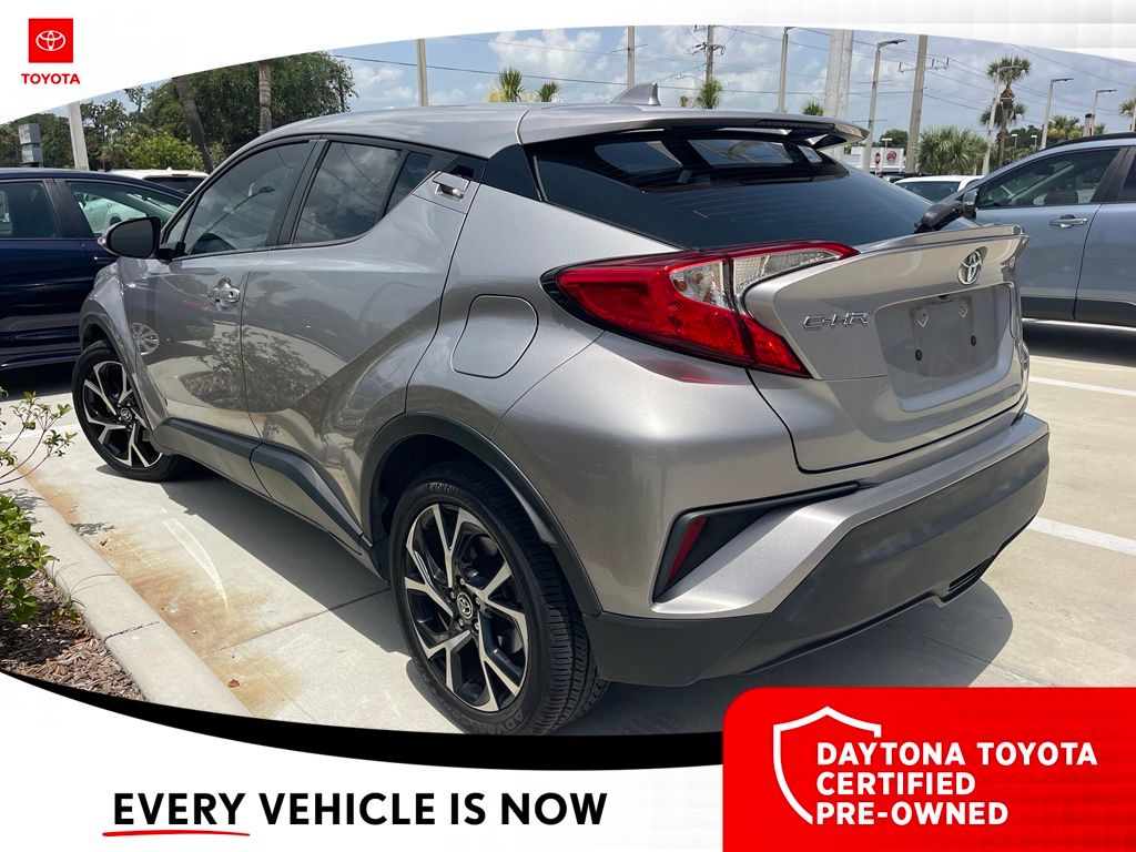 2020 Toyota C-HR XLE - Photo 8
