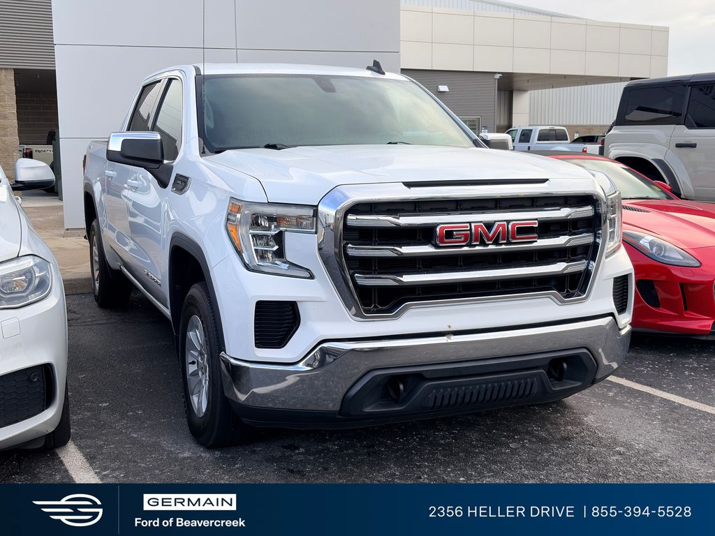 Summit White 2021 GMC Sierra 1500 SLE Crew Cab 4WD Pickup Truck Four-Wheel Drive Automatic