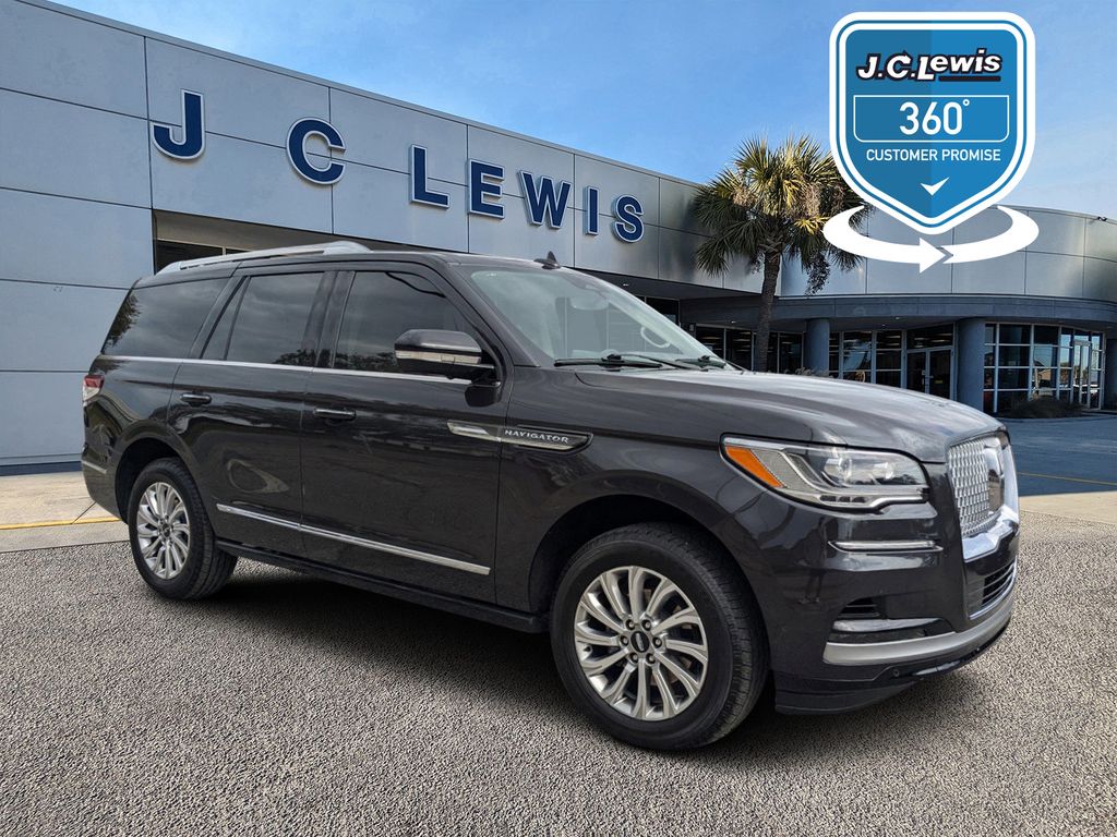 2024 Lincoln Navigator Premiere