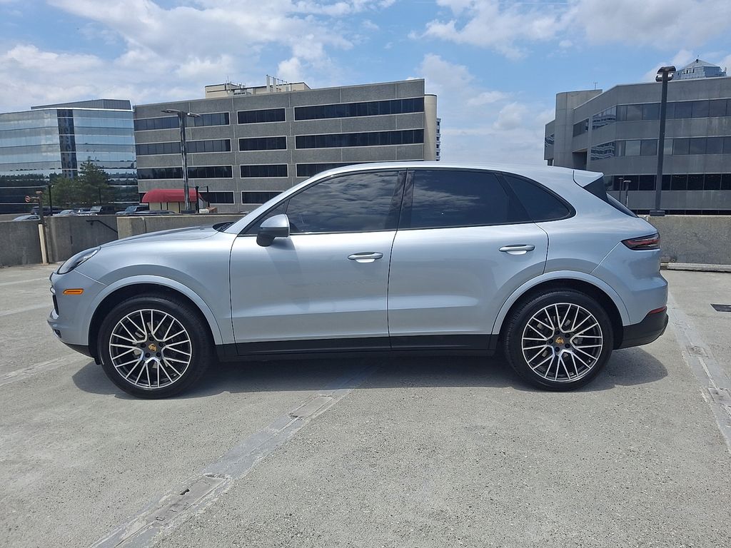 Thumbnail: 2020 Porsche Cayenne - 11