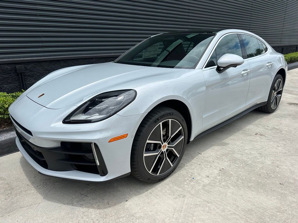 Thumbnail: 2026 Porsche Panamera - 7