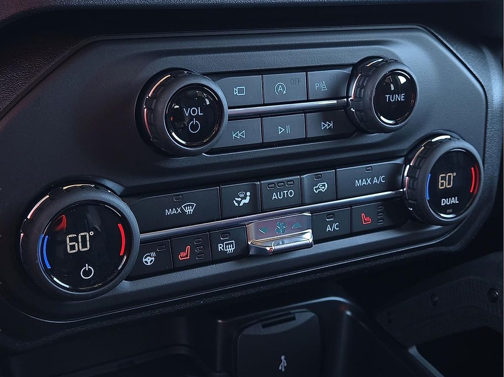 New 2025 Ford Bronco For Sale in Farmington, AR