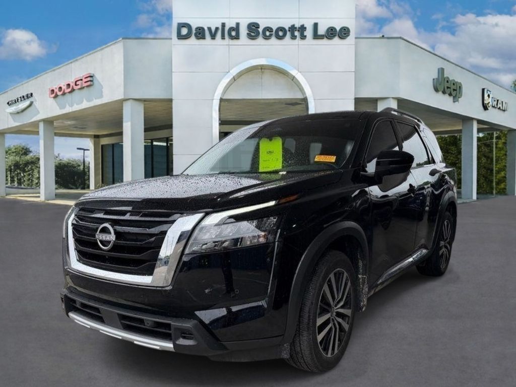 Super Black 2025 Nissan Pathfinder Platinum FWD SUV / Crossover Front-Wheel Drive 9-Speed Automatic
