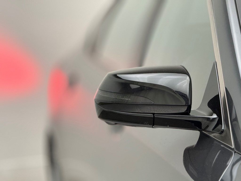 Thumbnail: 2018 Genesis G80 - 4