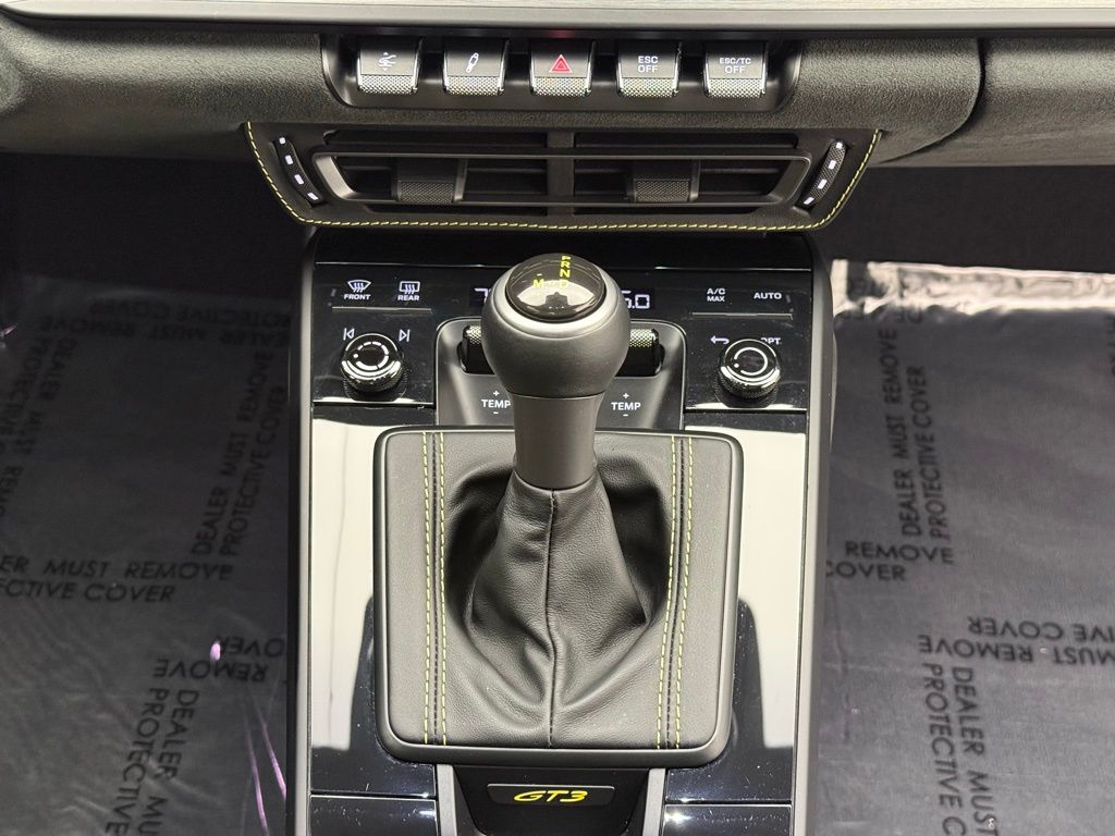 Thumbnail: 2024 Porsche 911 - 30