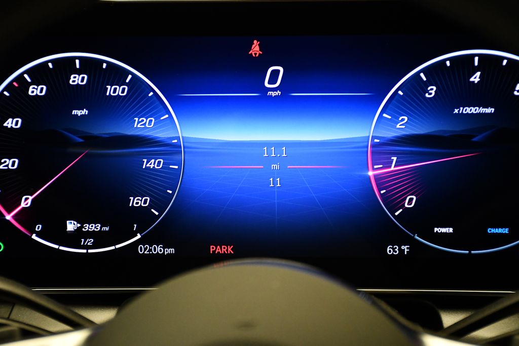 Thumbnail: 2025 Mercedes-Benz GLC - 24