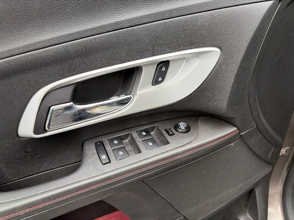Used 2012 Gray Chevrolet LT image 12