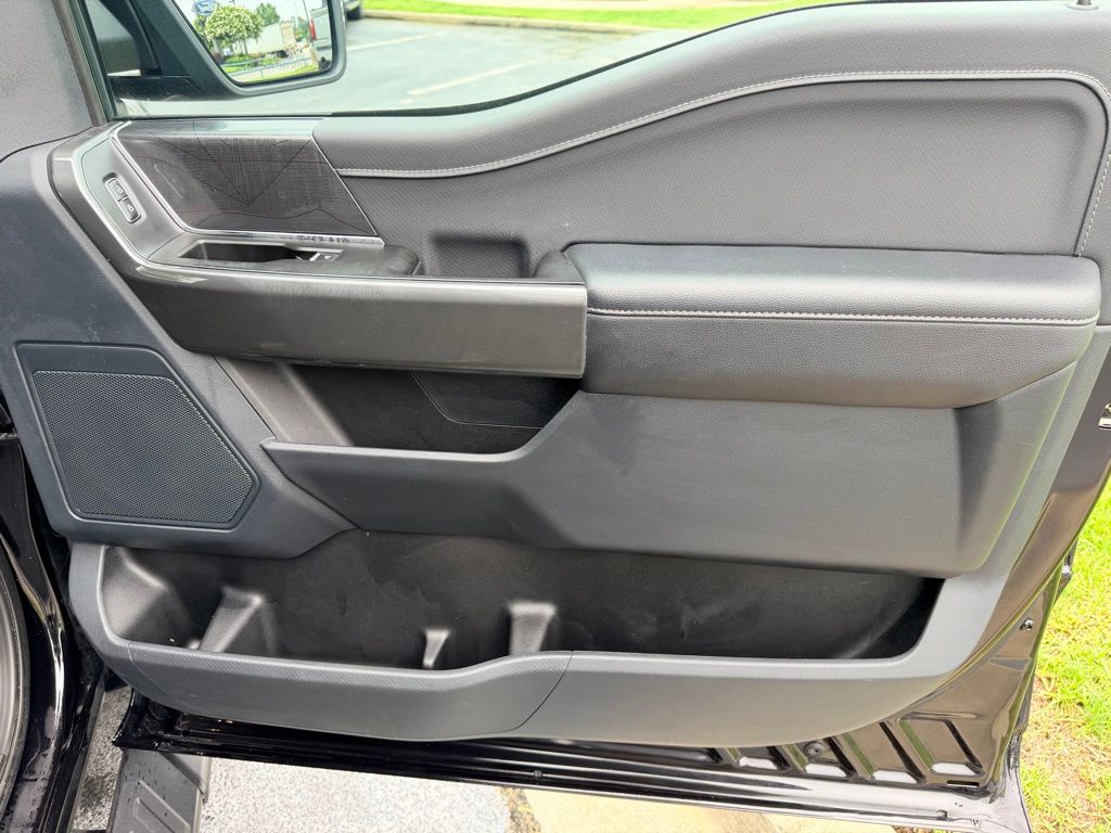 2023 Ford F-150 XLT Black Metallic - Jim Hudson Acura - Image 17
