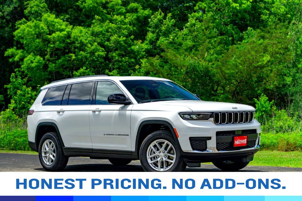 Bright White Clearcoat 2026 Jeep Grand Cherokee L SUV / Crossover 4X2 8-Speed Automatic