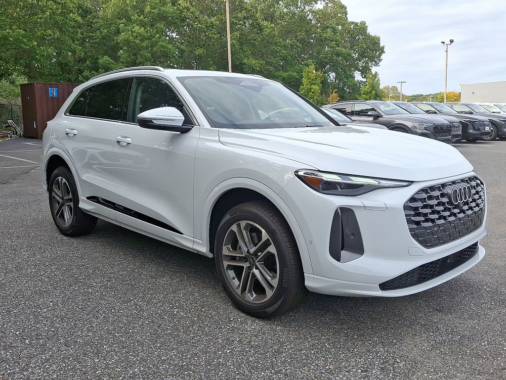 Thumbnail: 2025 Audi Q5 - 2