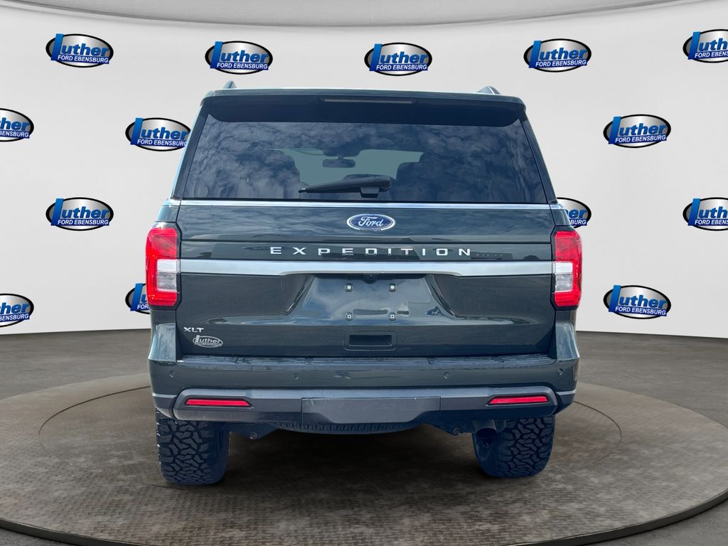 2022 Ford Expedition XLT Green at Grove City Ford