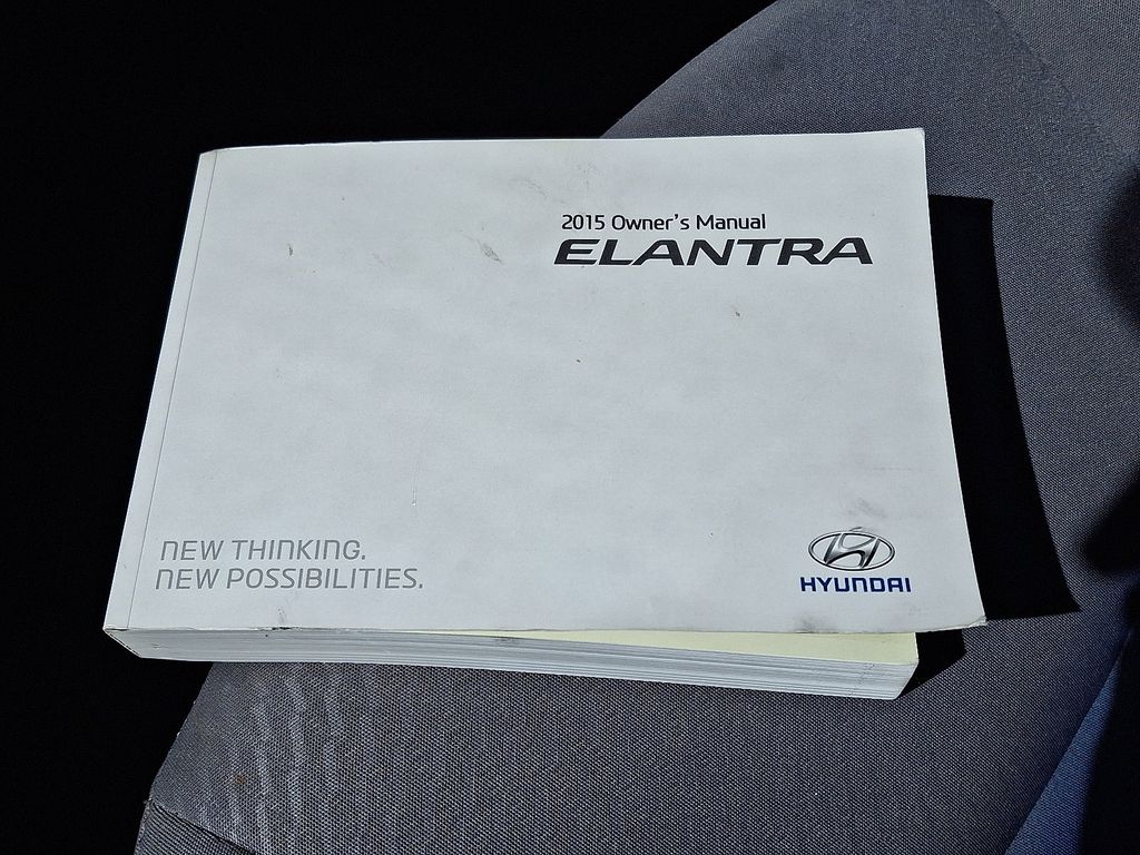 Thumbnail: 2015 Hyundai Elantra - 24