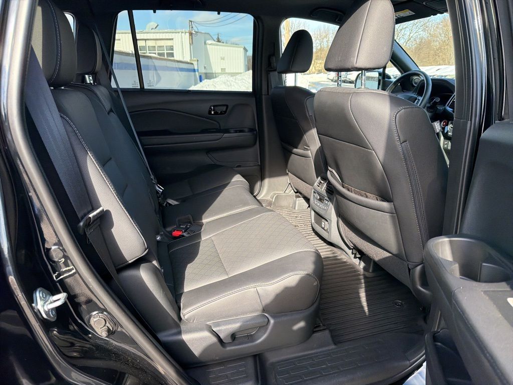 Thumbnail: 2023 Honda Passport - 24