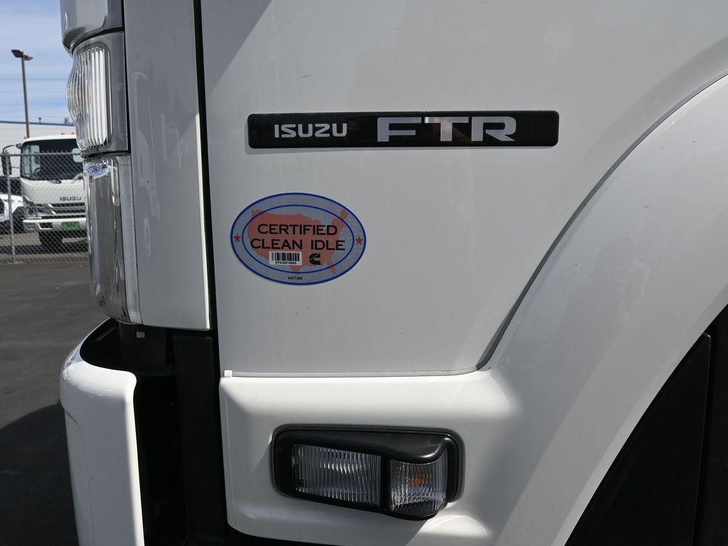 2025 Isuzu FTR 