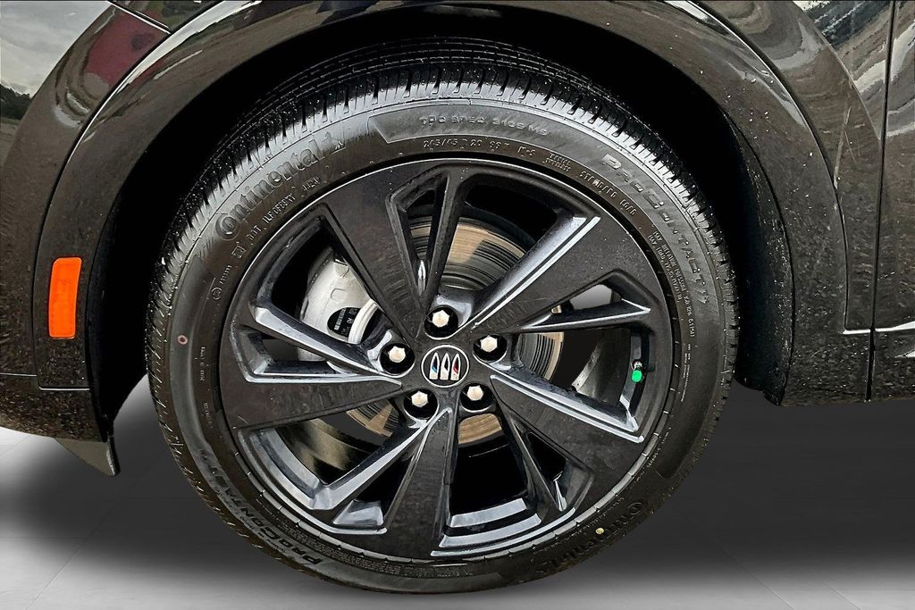 Used 2025 Buick Envision SUV