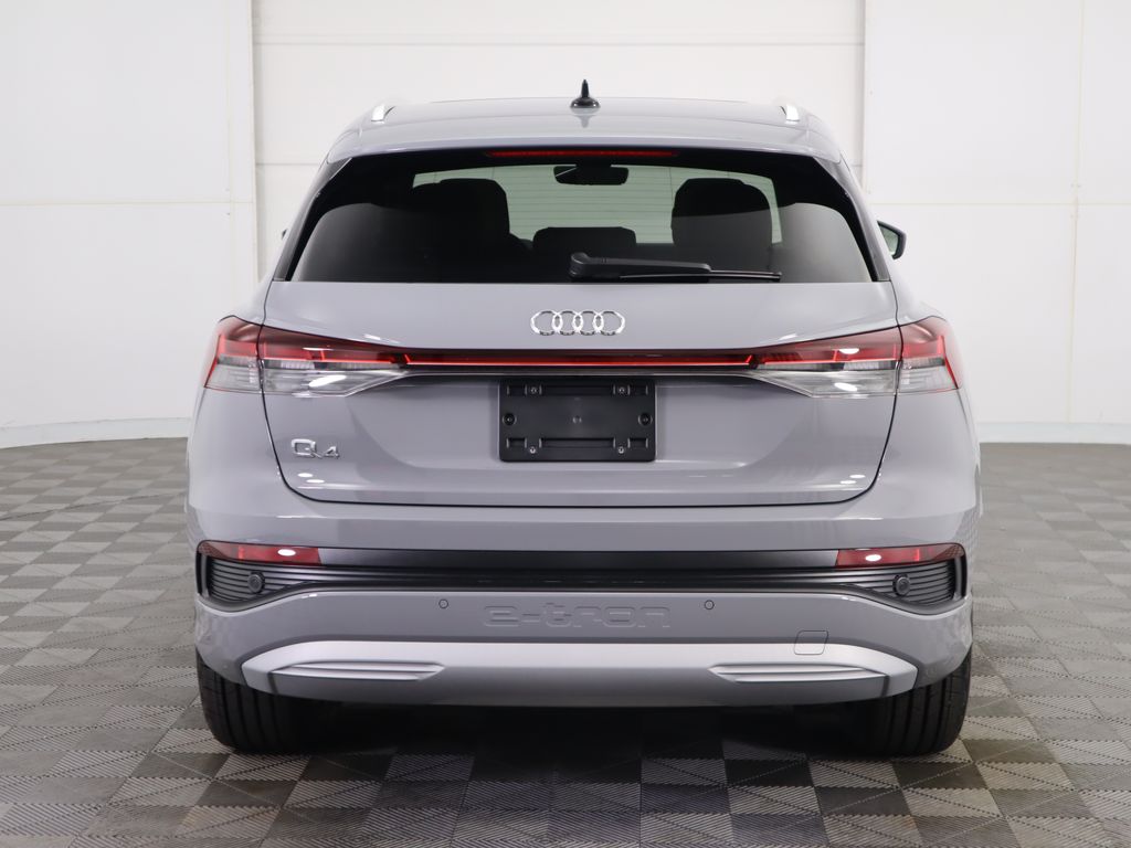 2025 Audi Q4 e-tron  6