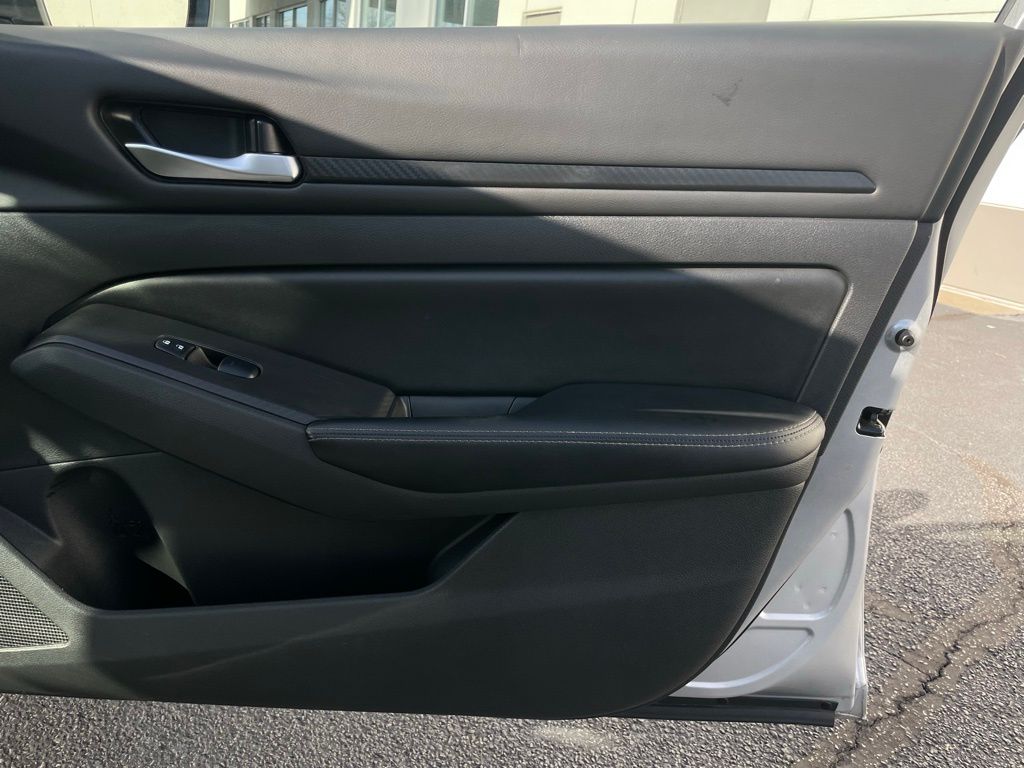 Thumbnail: 2024 Nissan Altima - 29