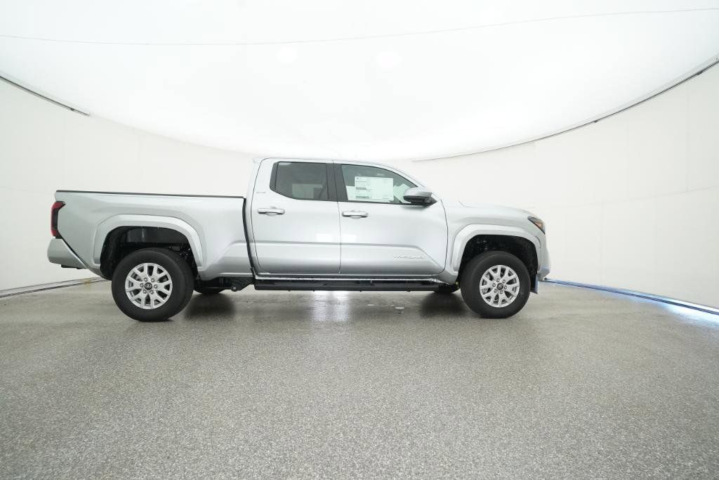 Thumbnail: 2025 Toyota Tacoma - 30