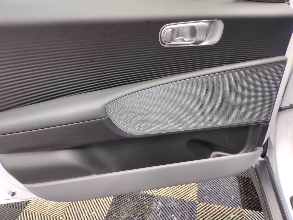 2025 Hyundai IONIQ 6 SE