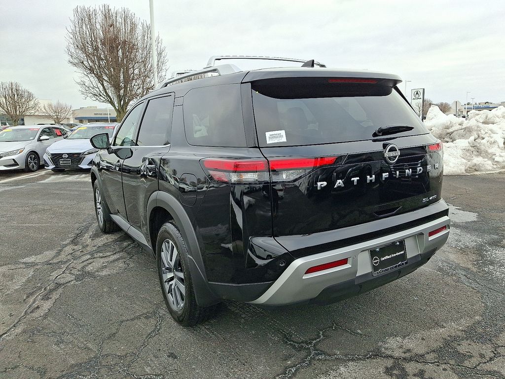 Thumbnail: 2024 Nissan Pathfinder - 4