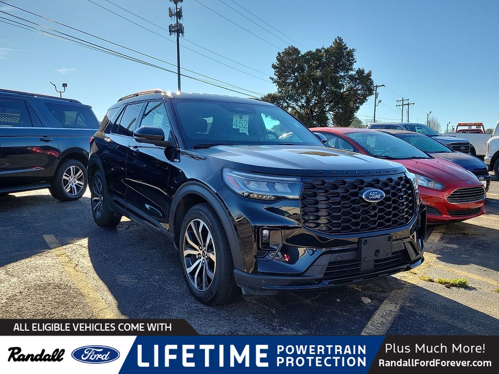 2025 Ford Explorer ST-Line RWD