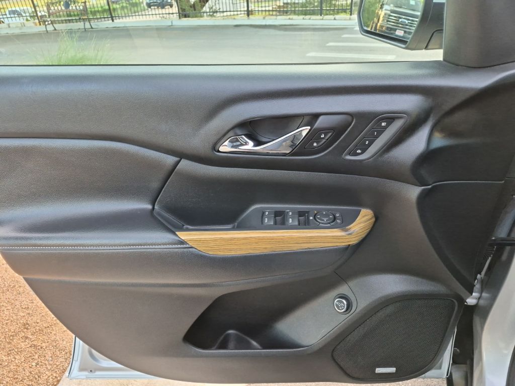 Used Car 2017 Gmc Acadia  Denali For Sale Under $15,000 In Austin, Texas