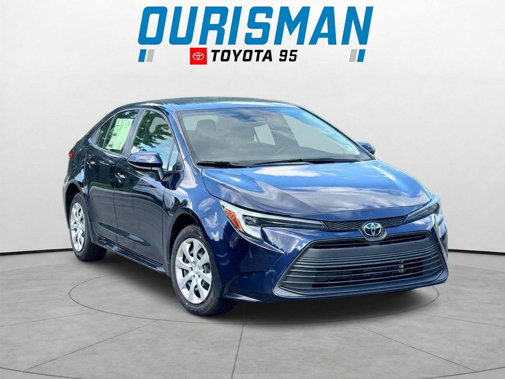 2026 Toyota Corolla Hybrid LE FWD