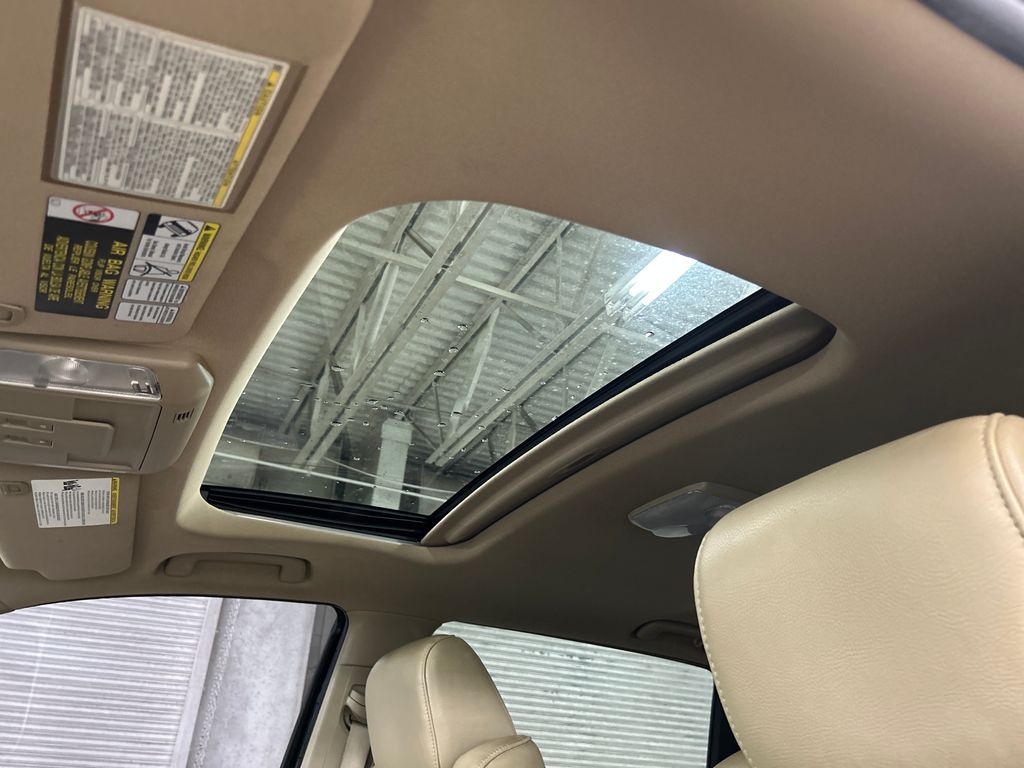 Used 2015 Black Toyota Limited image 22