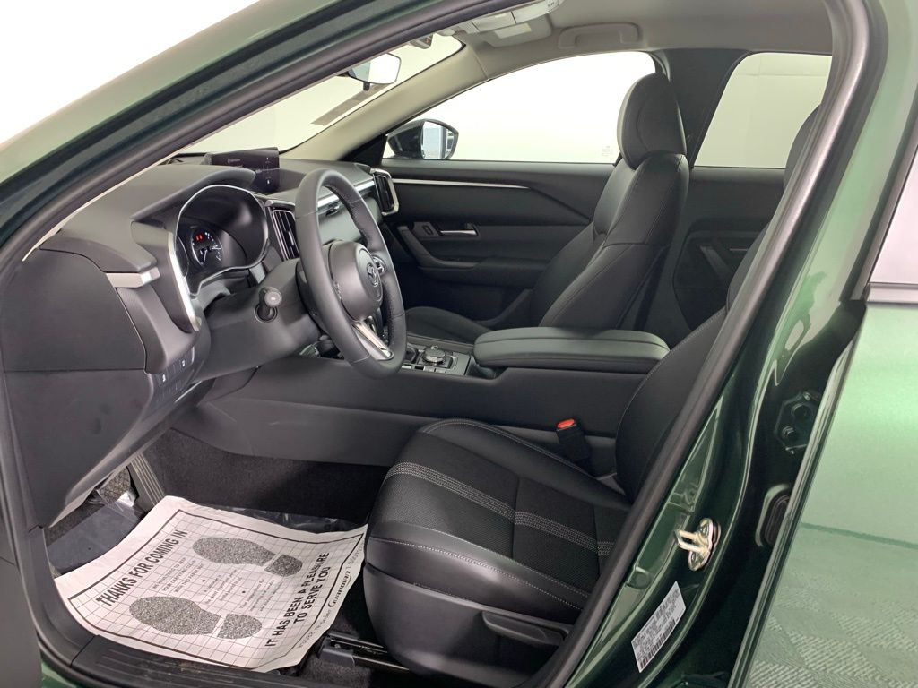 2026 Mazda CX-50 2.5 Select photo 4