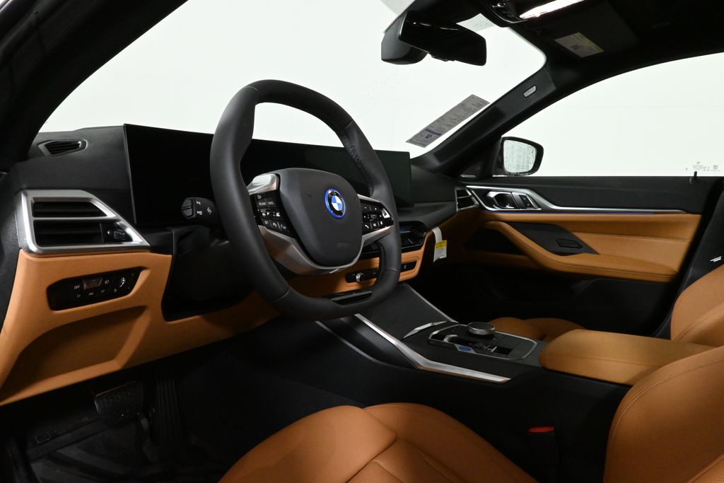 2025 BMW i4 eDrive40 15