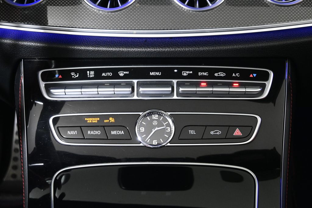 Thumbnail: 2019 Mercedes-Benz E-Class - 30