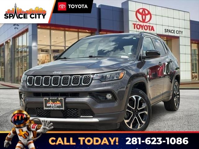 Black Clearcoat 2024 Jeep Compass SUV / Crossover Four-Wheel Drive 8-Speed Automatic