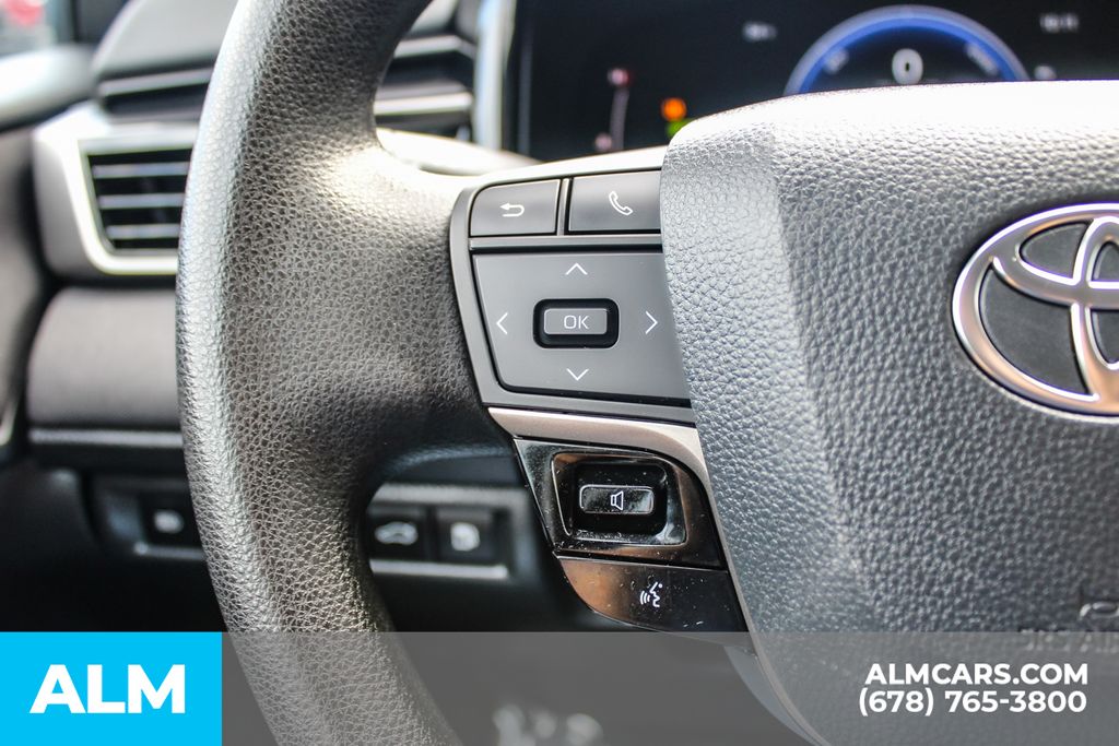 Used 2025 Silver Toyota LE image 24