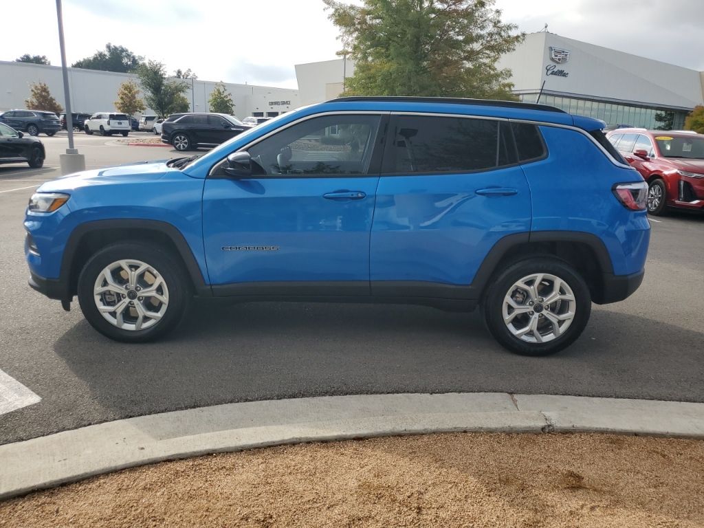 Used Car 2025 Jeep Compass  Latitude For Sale Under $25,000 In Austin, Texas