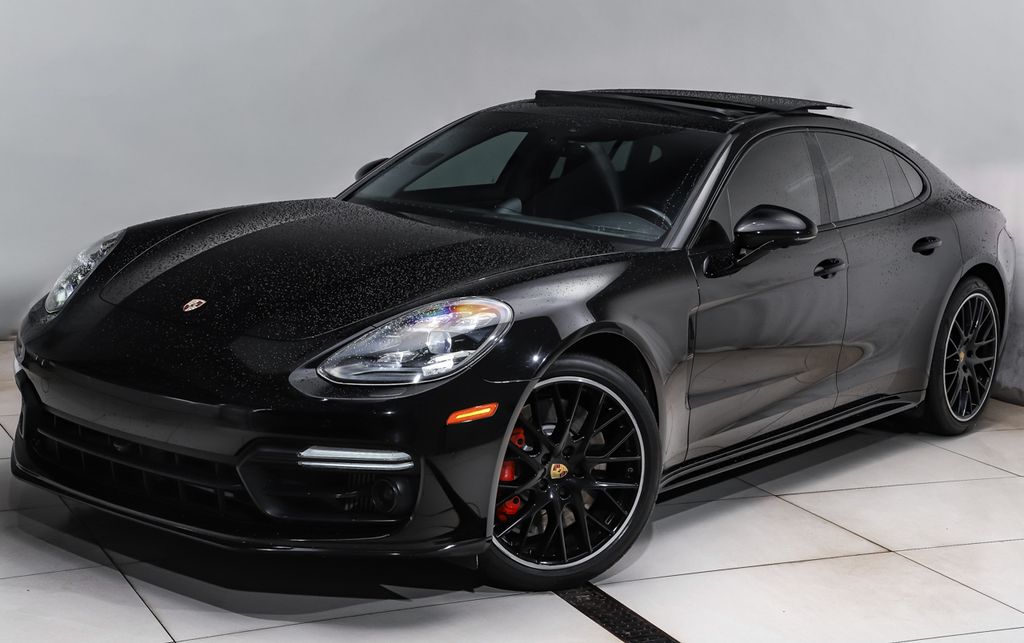2017 Porsche Panamera Turbo