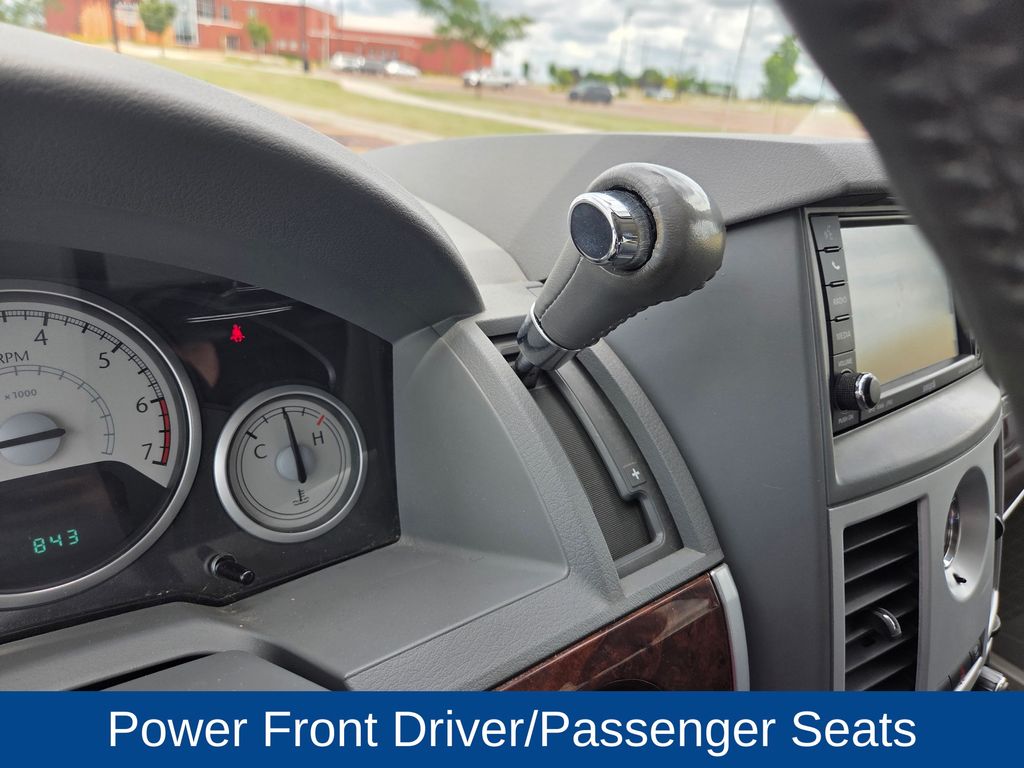 2010 Chrysler Town & Country Touring