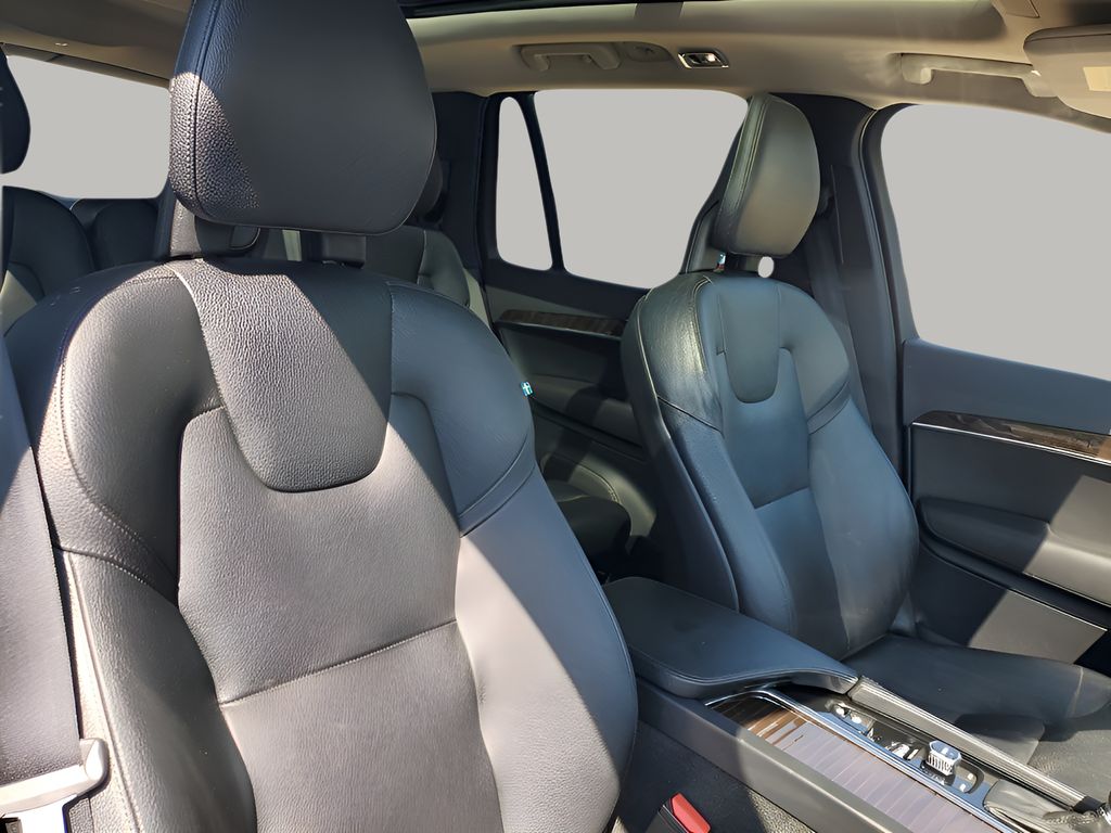 Used Car 2017 Volvo Xc90  T5 Momentum For Sale Under $20,000 In Austin, Texas