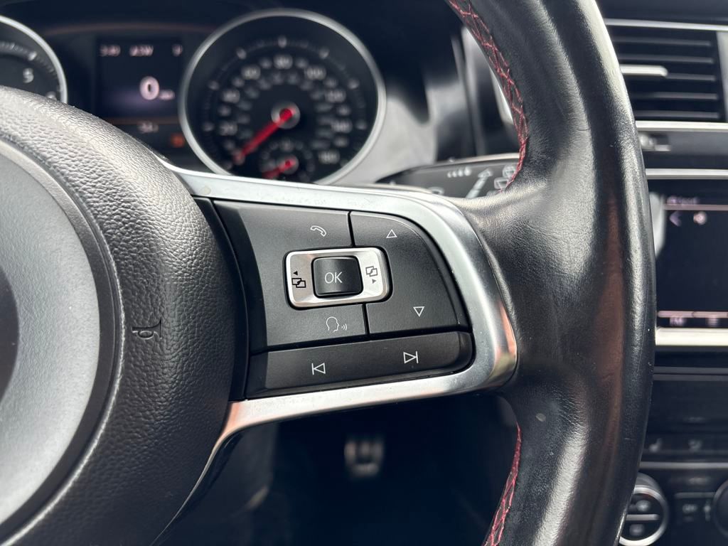 2015 Deep Black Pearl Volkswagen Golf GTI Autobahn FWD Hatchback