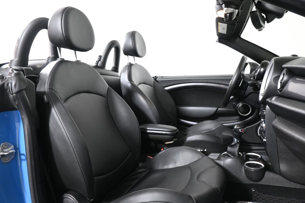 2014 MINI Cooper Base 30