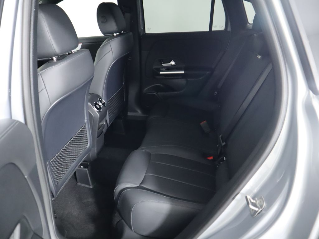 Thumbnail: 2025 Mercedes-Benz GLA - 21