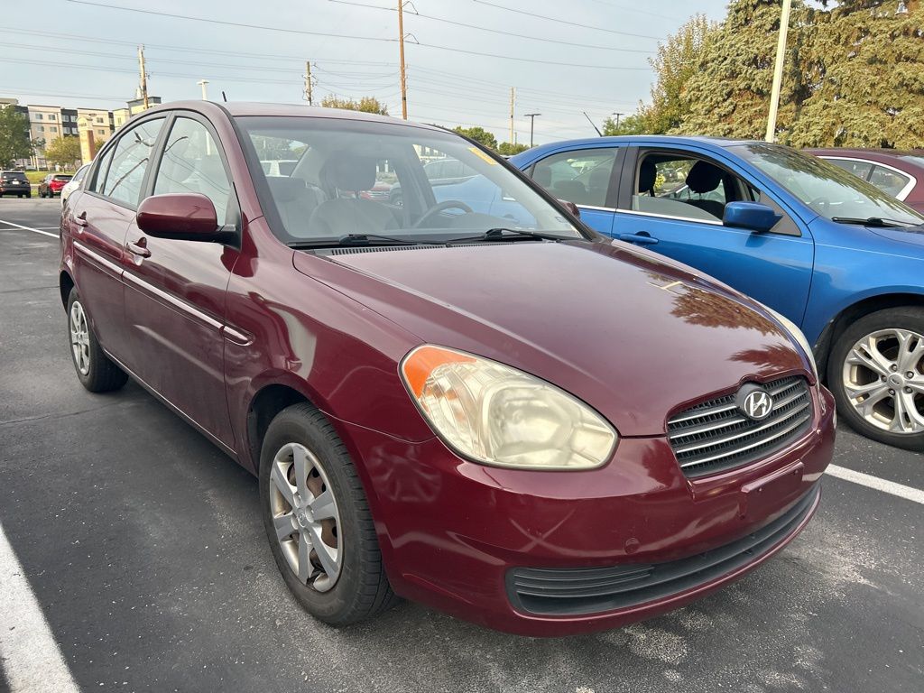 Thumbnail: 2010 Hyundai Accent - 4