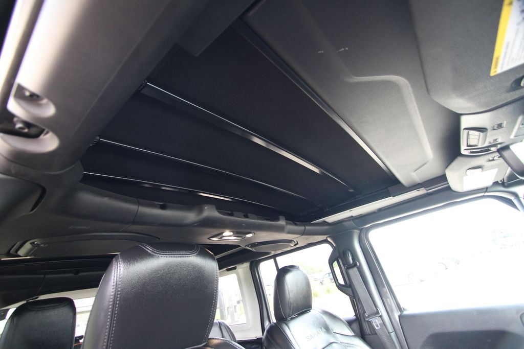 Used 2021 Jeep Wrangler SUV