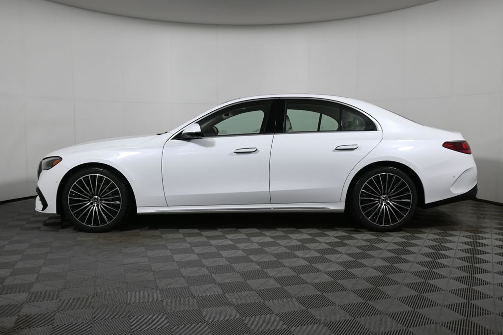 Thumbnail: 2026 Mercedes-Benz E-Class - 2