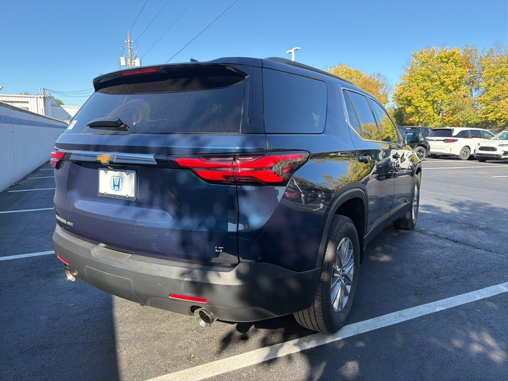 Thumbnail: 2023 Chevrolet Traverse - 5