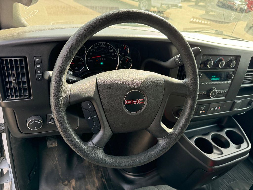 2022 GMC Savana 2500 Work Van 11