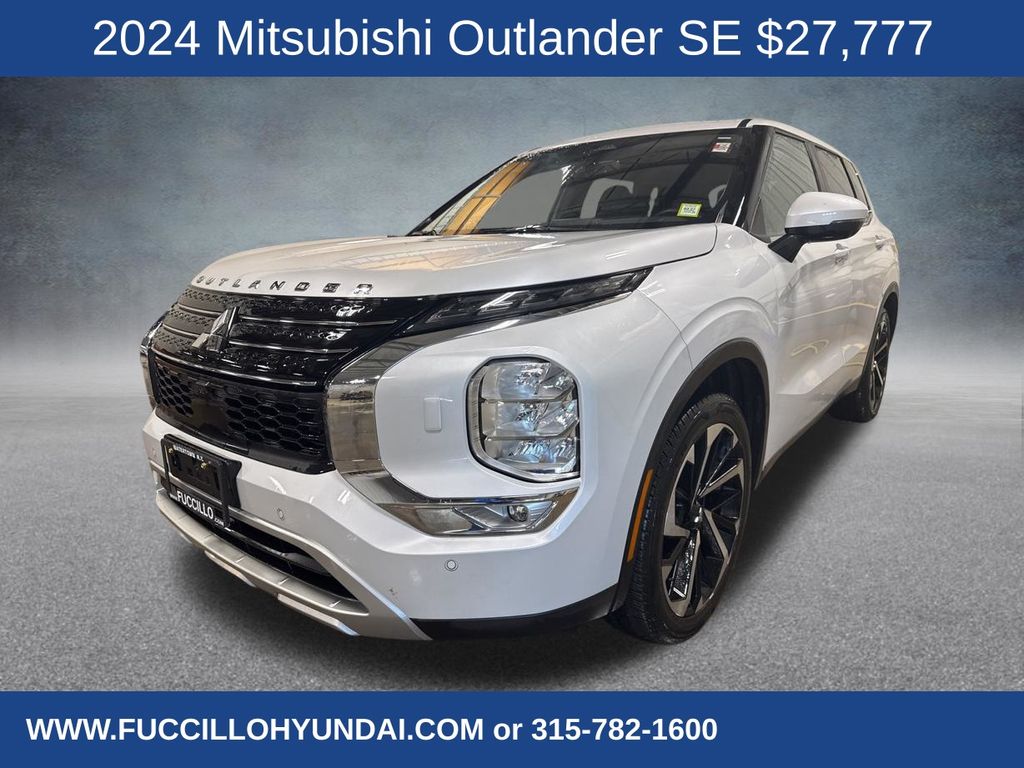 White Diamond 2024 Mitsubishi Outlander SE S-AWC SUV / Crossover All-Wheel Drive Continuously Variable Transmission