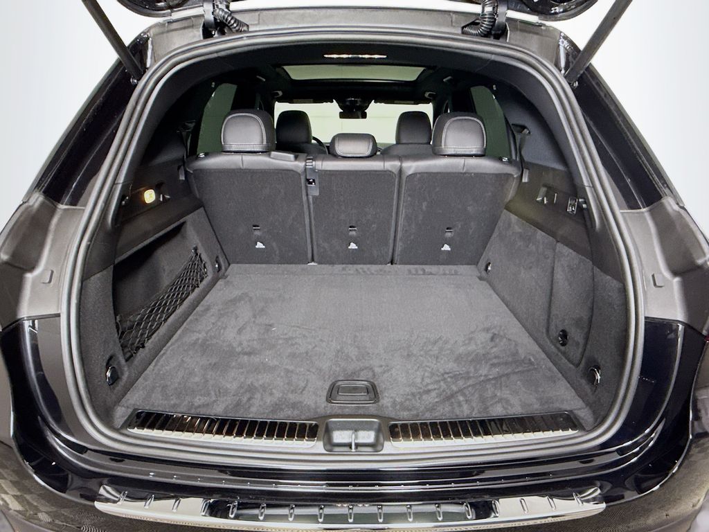 Thumbnail: 2026 Mercedes-Benz GLE - 29