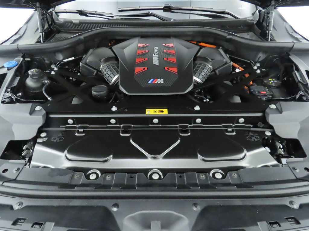 2025 BMW XM  29