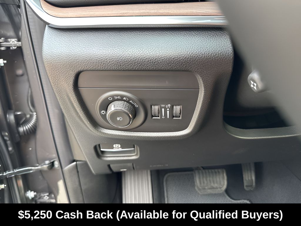 New Car 2025 Jeep Grand Cherokee  Summit For Sale Under $60,000 In Austin, Texas