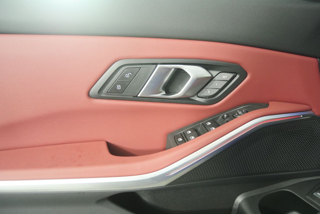 Thumbnail: 2026 BMW 3 Series - 8